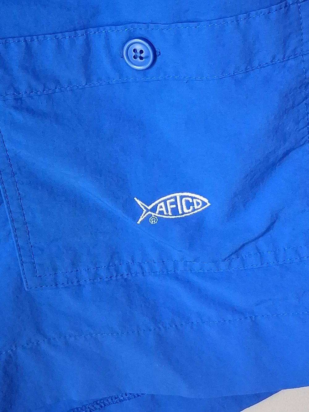 AFTCO Men’s Royal Blue Fishing Shorts; Size 44